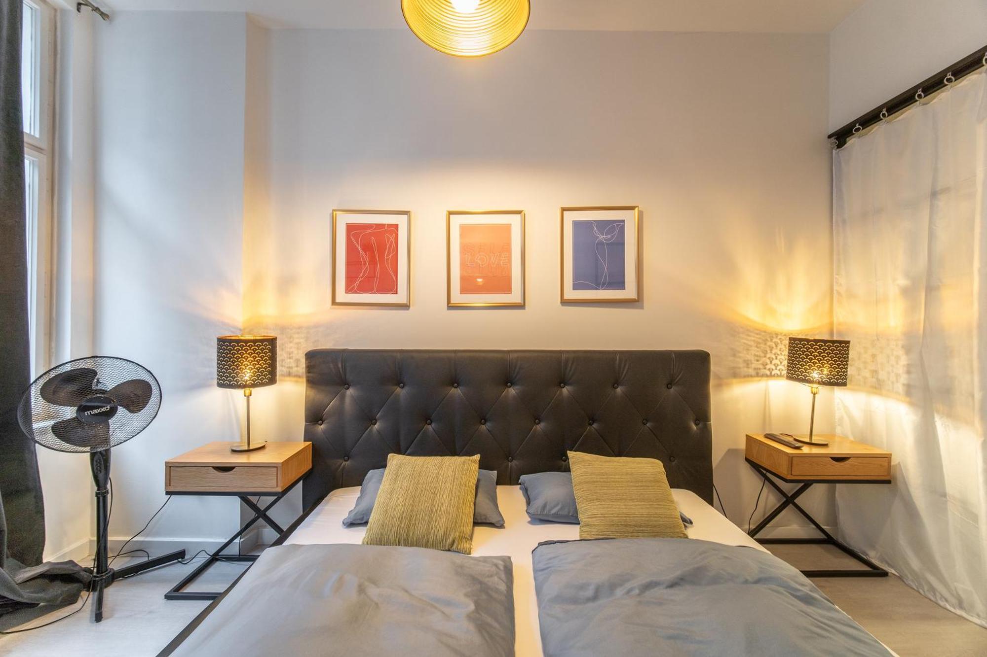 Sunny Central Apartment On Wenceslas Square By Easybnb Прага Екстериор снимка